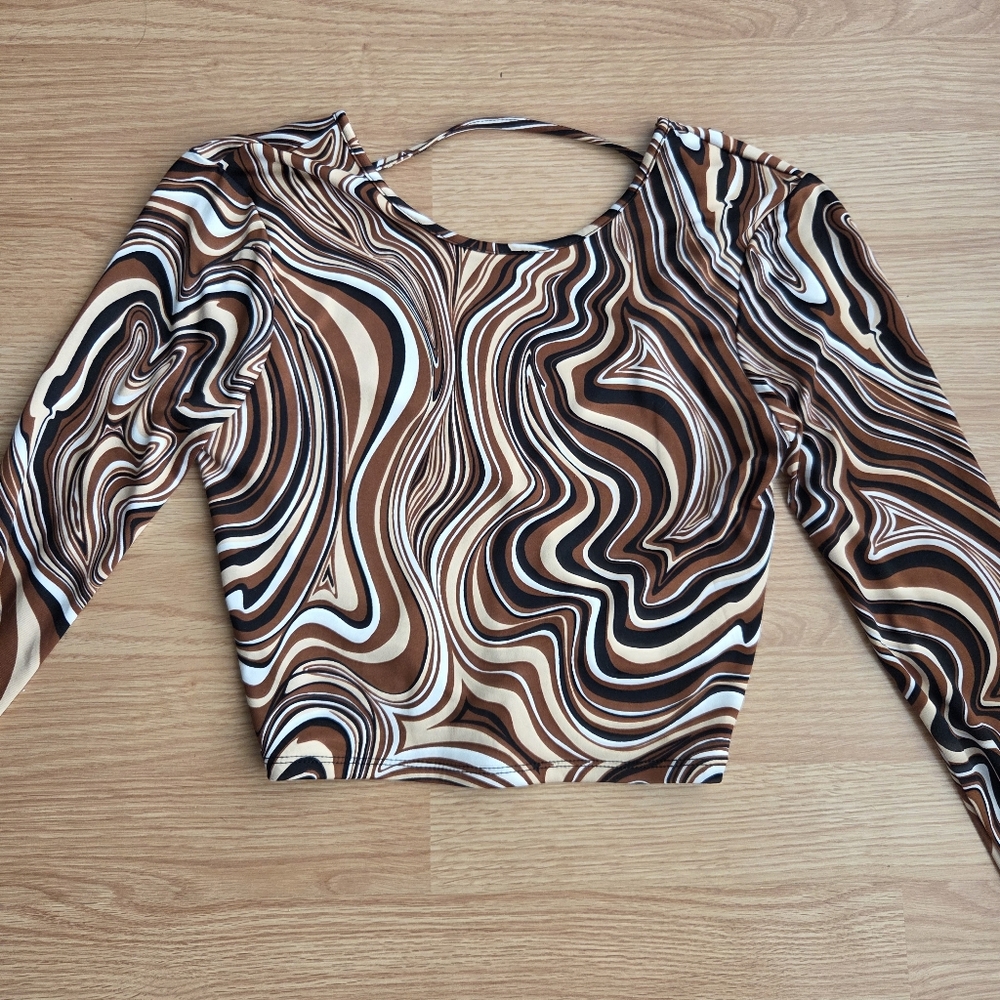 FADED ROSE Swirl Pattern Long Sleeve Top - Picture 2 of 9